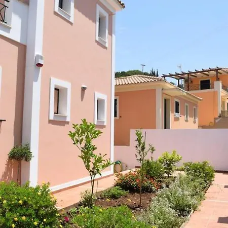 Villa With Outdoor Jacuzzi Divarata