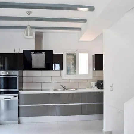 With Outdoor Jacuzzi Divarata